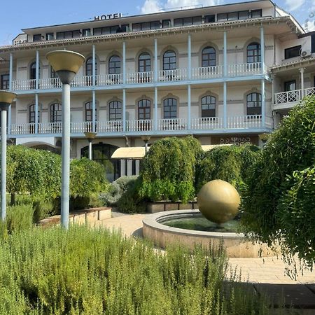Hotel Beka Palace Tiflis Exterior foto