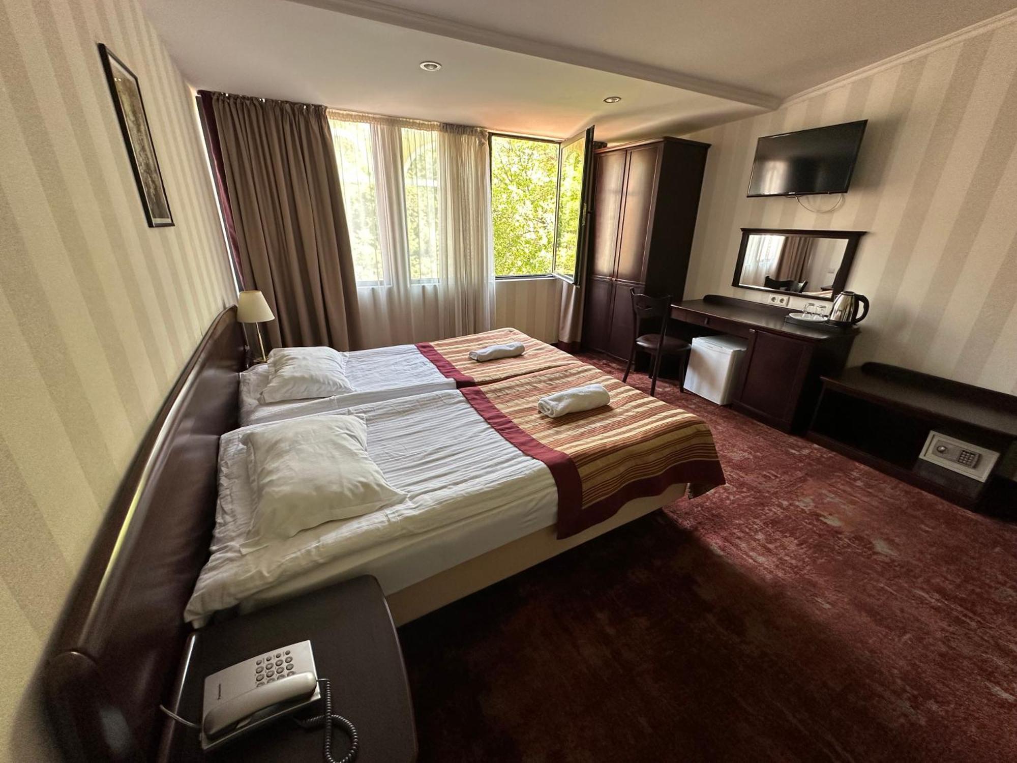 Hotel Beka Palace Tiflis Exterior foto